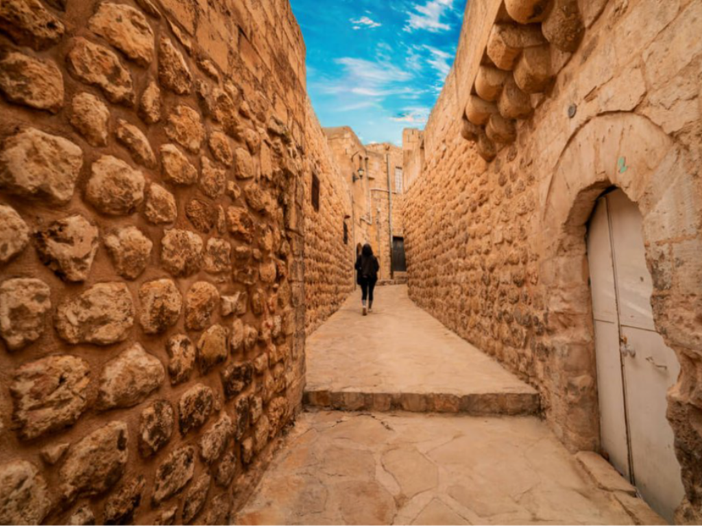 Rentone Mardin Havalimanı Araç Kiralama ve Gezi Rehberi